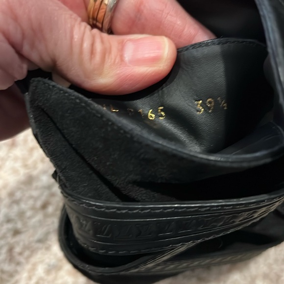 Louis Vuitton Suede Calfskin Crossroads Wedge Ankle Boots - Picture 16 of 16